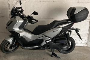 Scooter HONDA ADV350