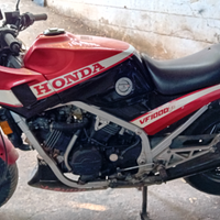 HoNDA 1000 VF