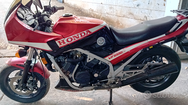 HoNDA 1000 VF