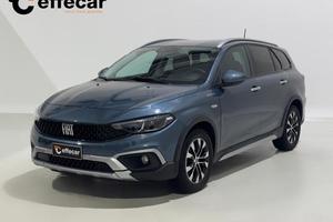 FIAT Tipo 1.5 Hybrid DCT SW Cross