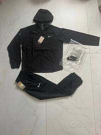 Nike Miller tuta completa – nera Taglia S