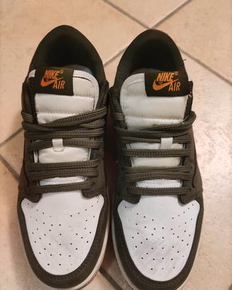 Jordan 1 Travis scott