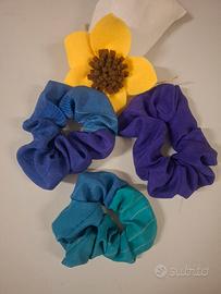 tris di scrunchies in seta-soie 