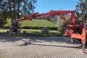 Caricatore forestale SVA con attacco a tre punti