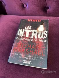 Les Intrus