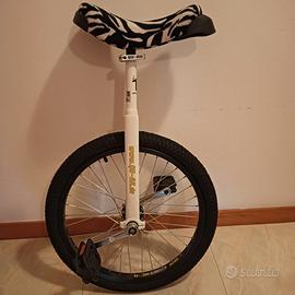 Monociclo QU-AX - sedile zebra