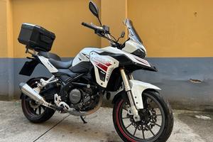 Benelli TRK 251 - 2020