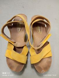 Sandalo con zeppe 38