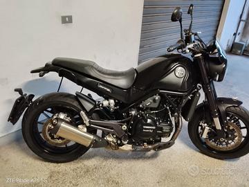 Benelli leoncino 500