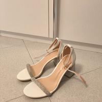 sandalo bianco con tacco brillantinato comodissimo