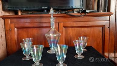 Bottiglia e 6 bicchieri prima metà del '900