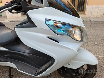 Suzuki AN Burgman 400 - 2013