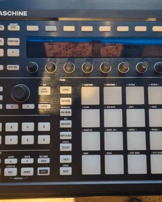 NATIVE INSTRUMENTS Maschine MKII Black