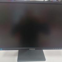 6 Monitor Samsung 22 pollici 