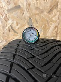 2 GOMME 235 45 18 TRIANGLE 4 STAGIONI