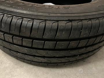 Gomme Pneumatici Pirelli 215/65 R17