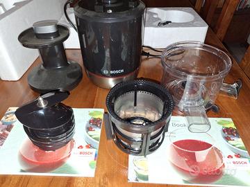 Estrattore lento VitaExtract Bosch