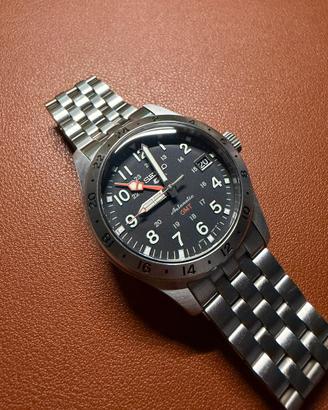 Orologio Seiko 5 Sports Field GMT SSK023K1 - Full