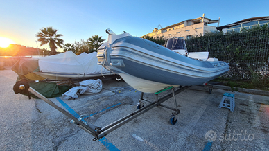 Gommone sacs-motore-carrello-posto barca