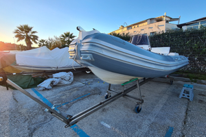 Gommone sacs-motore-carrello-posto barca