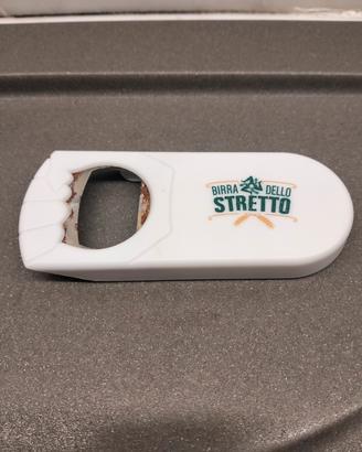 Apribottiglie. 
