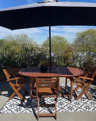 Tavolo da esterno+5 sedie