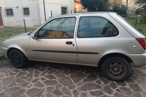 Ford Fiesta del 1999 benzina 1300 cc