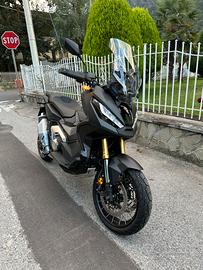 Honda x-adv 750 2024