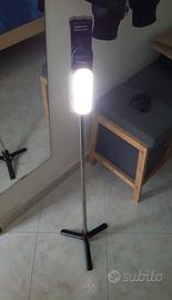 bastone selfie treppiede con luce integrata blueto