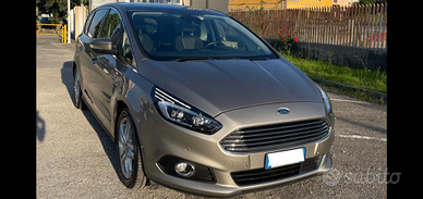Ford S-max 4x4 Tdi titanium