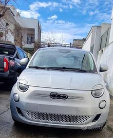 FIAT 500e 320 Berlina + Pack Tech 42kw