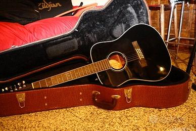 Fender CD160SE/12 BLK elettrificata con custodia.