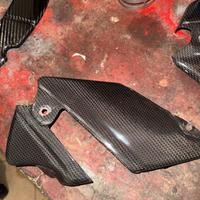 cover serbatoiono in carbonio-titanio tm