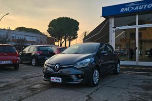 Renault Clio dCi 90 CV Moschino Intens
