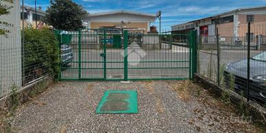 Capannone commerciale / industriale