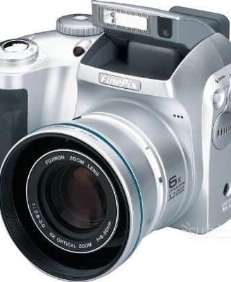 Fotocamera digitale FujiFilm FinePix S304