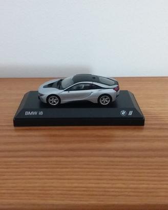 Modellino BMW i8