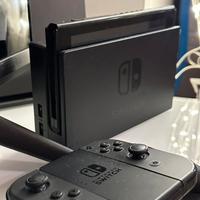 Nintendo Switch + Dock + Controller Originali