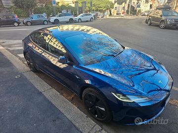 Tesla Model 3 RWD PPF completa + 2 set cerchi