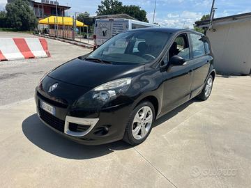 Renault Scenic 1.9 dCi