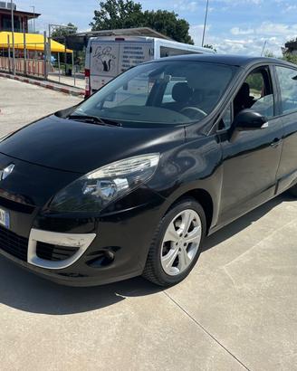 Renault Scenic 1.9 dCi