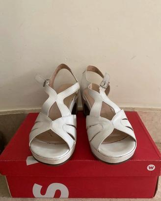 Scarpe con zeppa