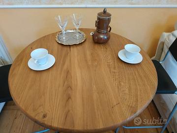 TAVOLO ROTONDO IN ROVERE MASSICCIO