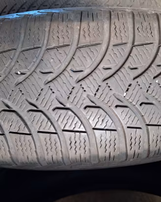 Gomme Pneumatici Michelin Alpin A4 195/60 R 15 88T