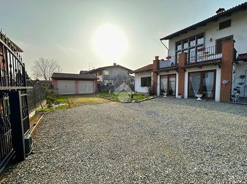 CASA INDIPENDENTE A BIANZÈ