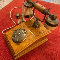 Telefono antico in legno radica e ottone Onyx