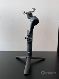 DJI Osmo Mobile 6 - stabilizzatore per smartphone