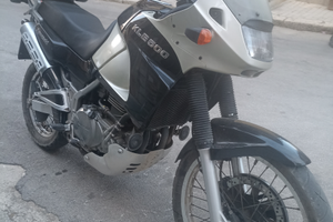 Moto Kawasaki KLE 500
