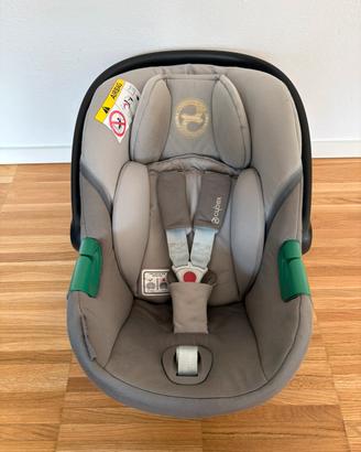 Seggiolino neonati CYBEX Aton S2 i-size