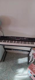 pianola con piedistallo
